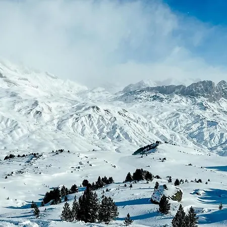 Margas Golf + Pirineo Aragones * Sabiñánigo